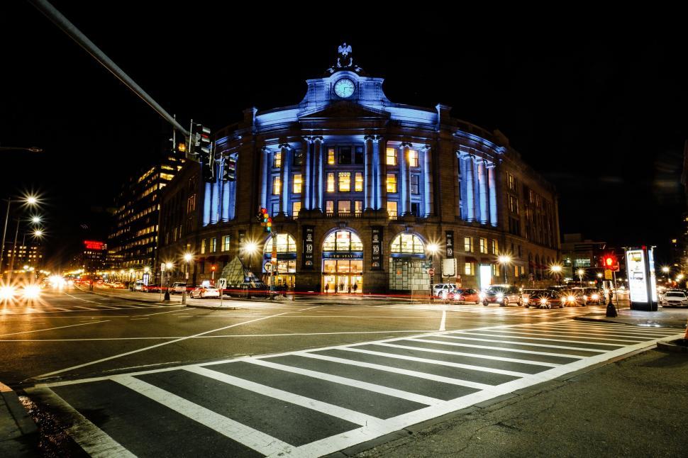 Free Image of Night view of historic building with lights 