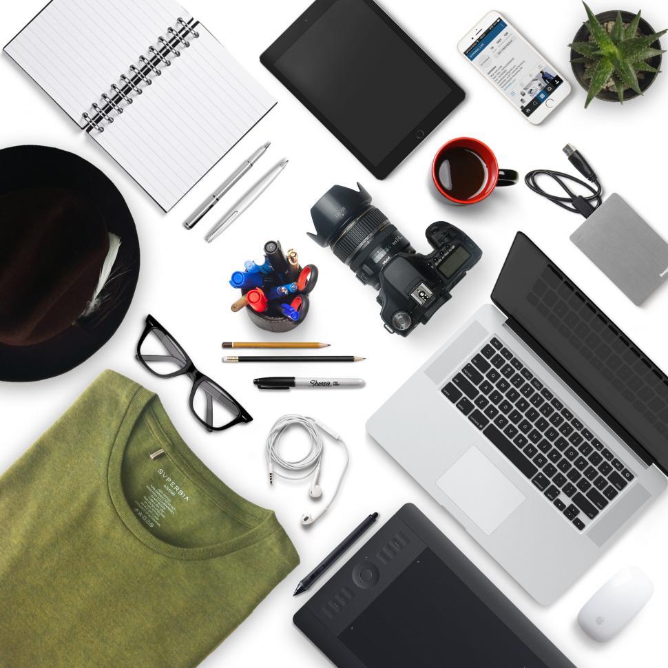 Free Image of Flat lay of various creative professional items 