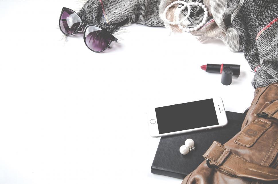 Free Image of Stylish flat lay with fashion accessories 