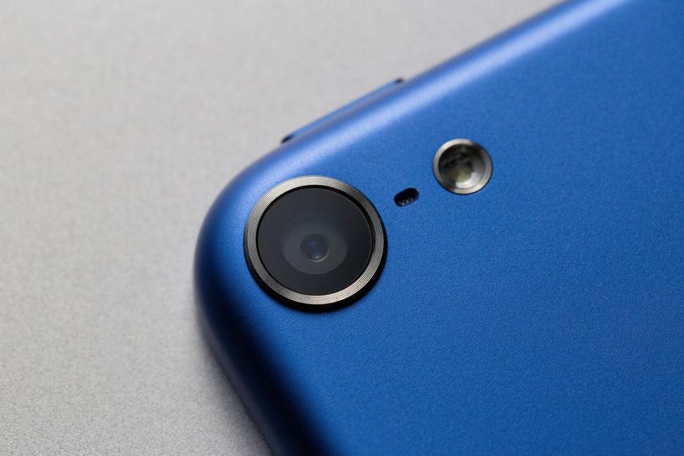 Free Image of Close-up of a smartphone camera 