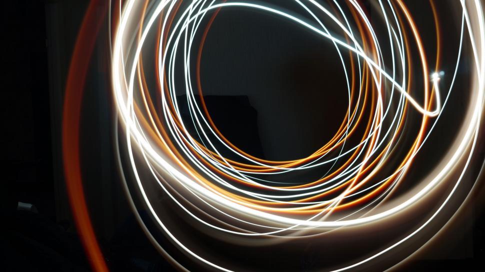 Free Image of Abstract light trails in motion 