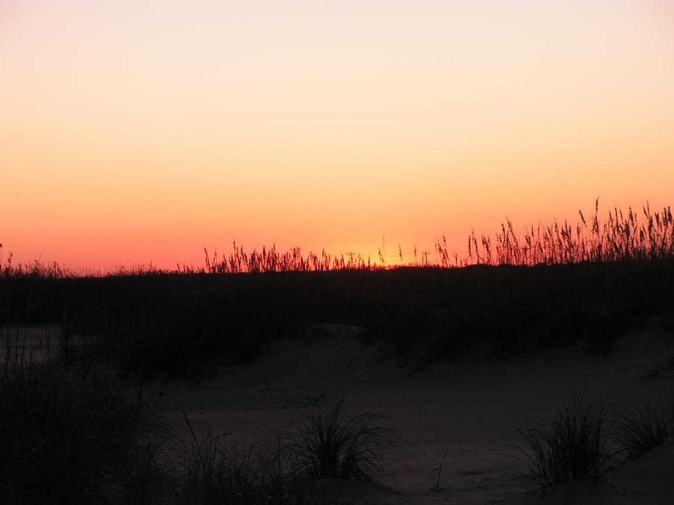 Free Image of Sunset over the dunes  