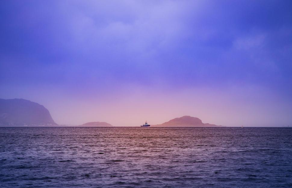 Free Image of Mystical seascape with purple hues 