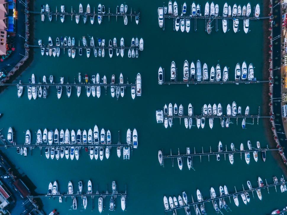 Free Image of Aerial view of marina with parked boats 