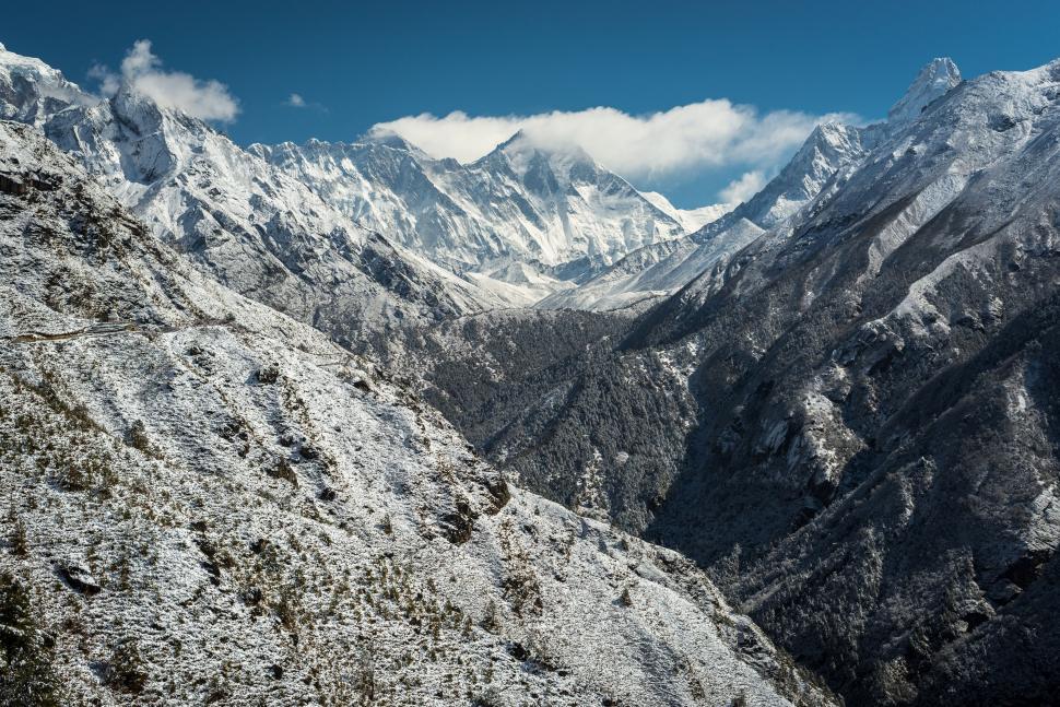 Free Image of Snow-capped mountain range landscape 