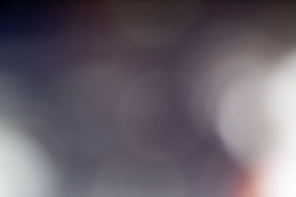 Free Image of Soft ethereal blur with gentle colors 