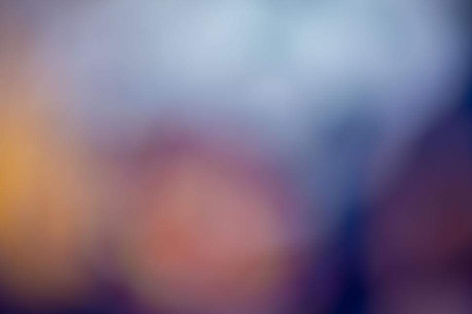 Free Image of Abstract blurry background in warm tones 