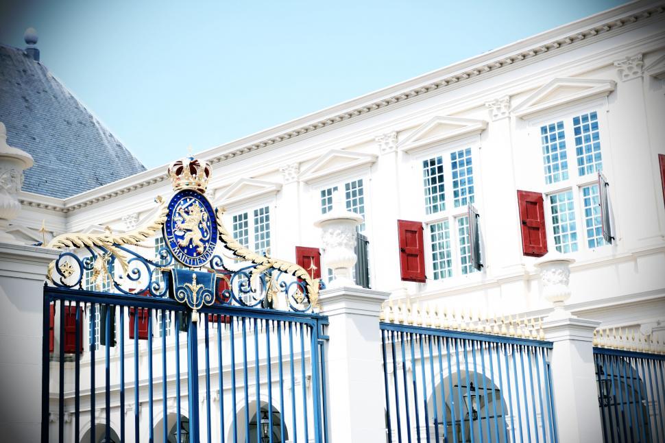 Free Image of Royal palace exterior with ornate gate 