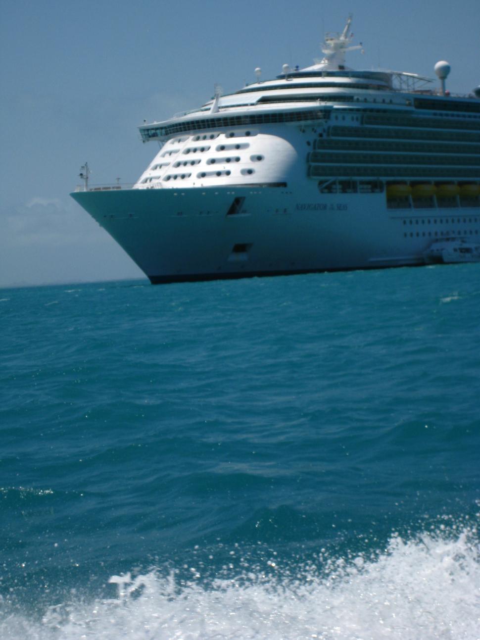 Free Image of Large Cruise Ship Sailing in the Middle of the Ocean 