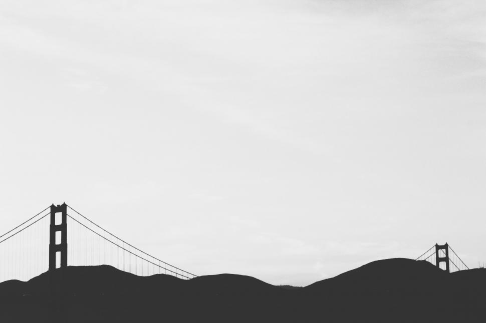 Free Image of Golden Gate Bridge in monotone silhouette 