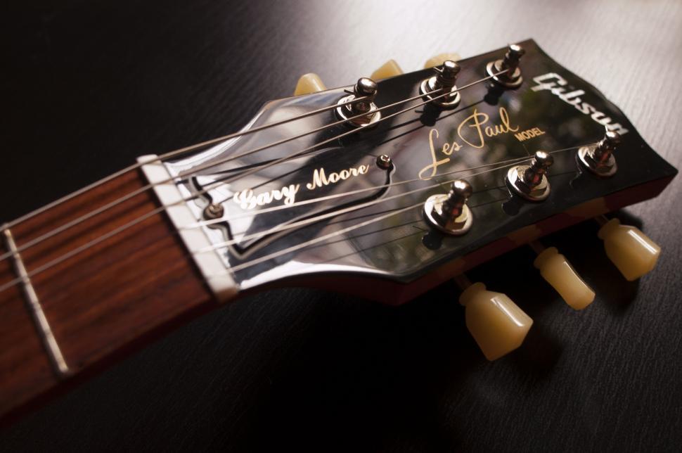 Free Image of Close-up of a Gibson Les Paul guitar head 