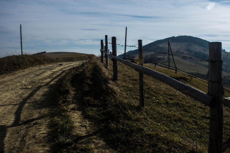 Free Image of Rustic fence on a countryside trail 