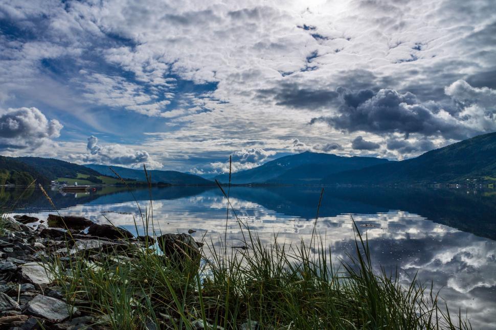 Free Image of Norwegian Lake under Cloudy Sky 