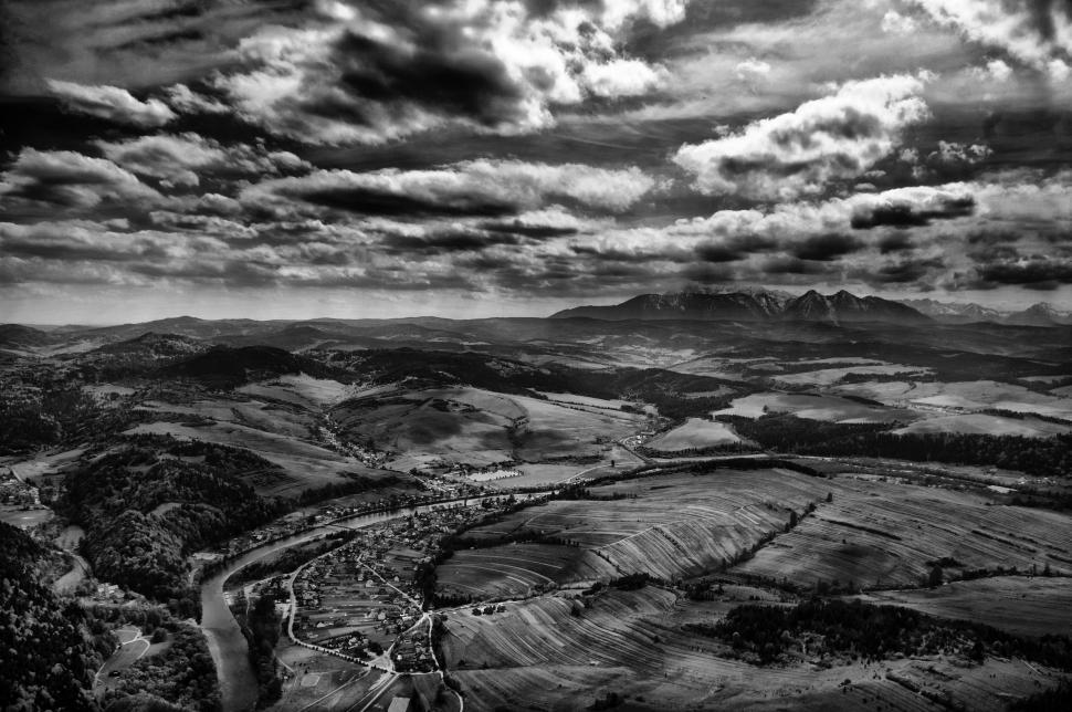 Free Image of Dramatic black and white landscape view 