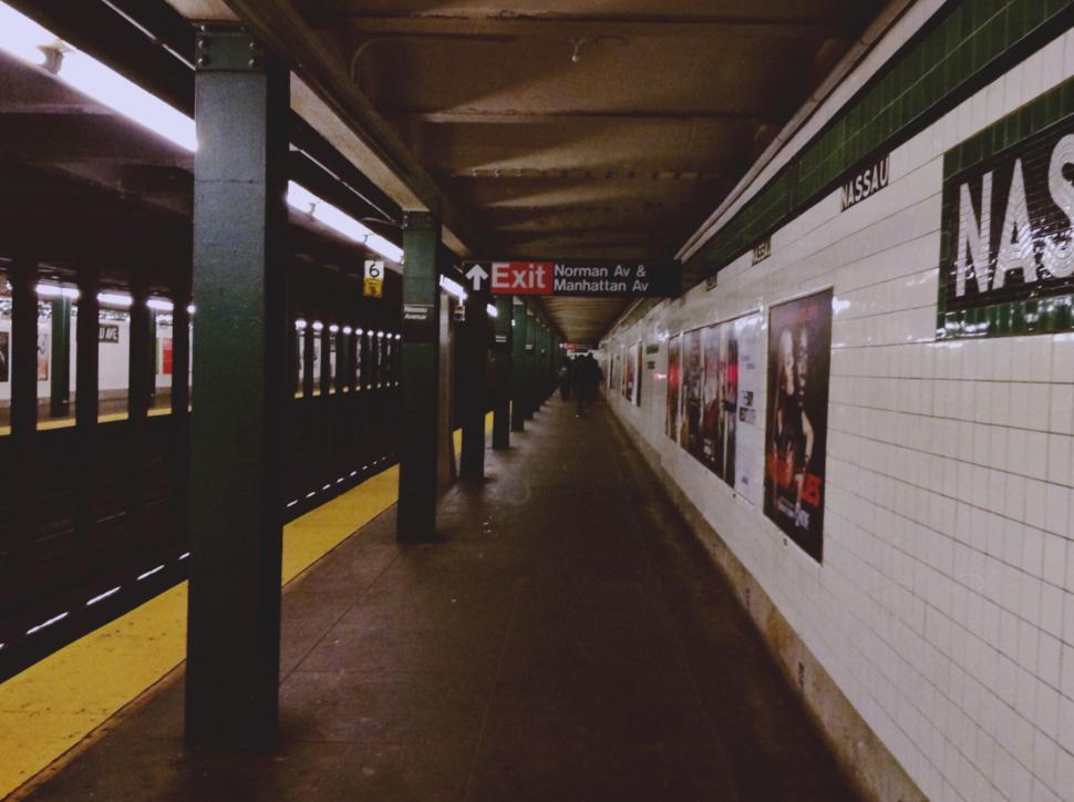 Free Image of Deserted subway station platform late night 