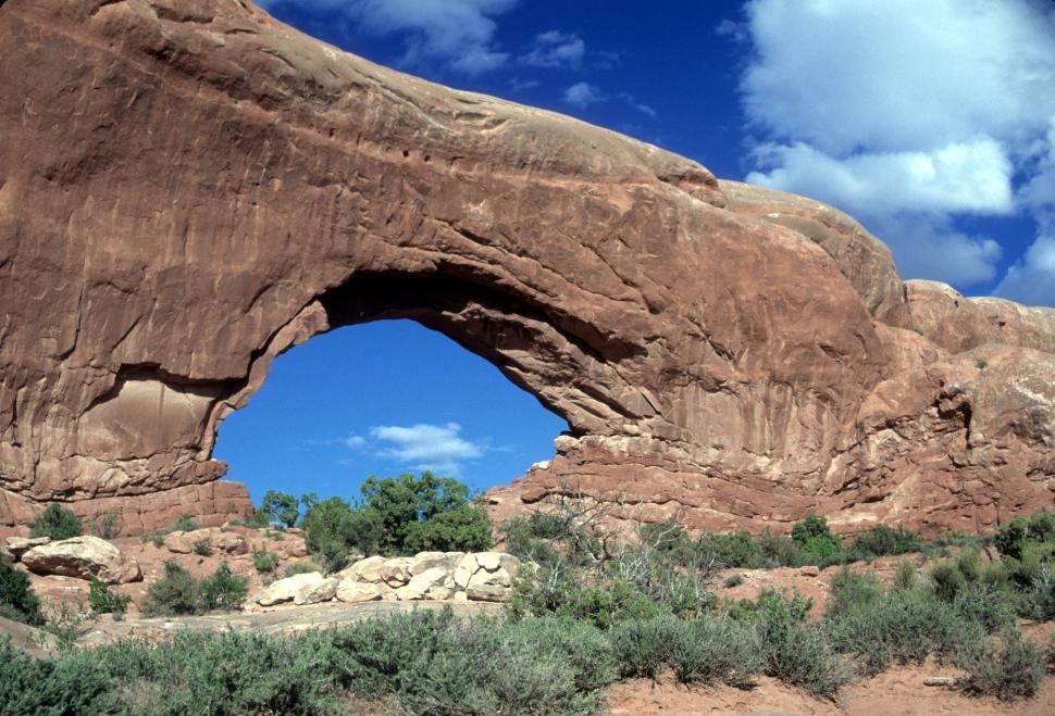 Free Image of Rock arch 
