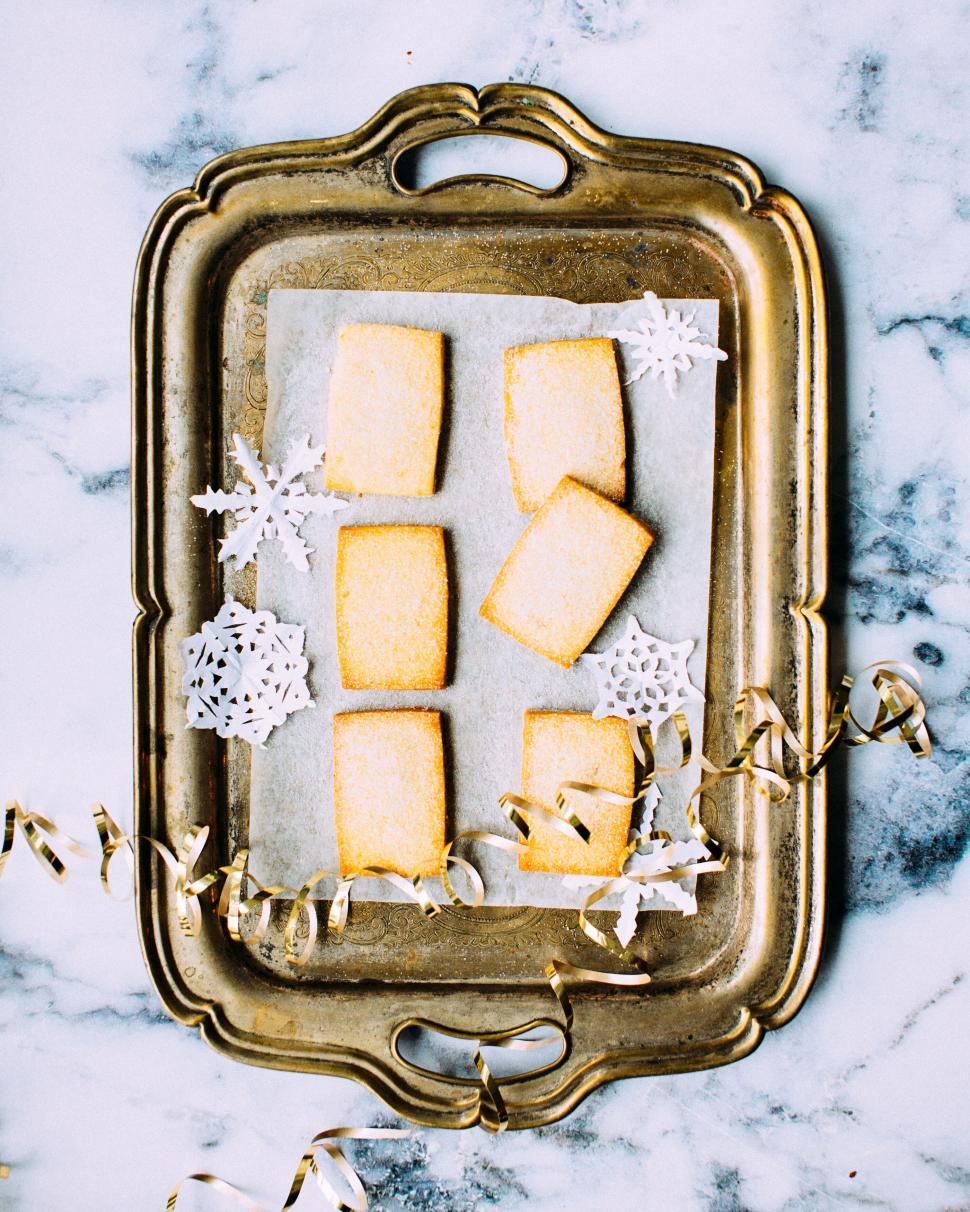 Free Image of Tray of powdered sugar-coated shortbread 