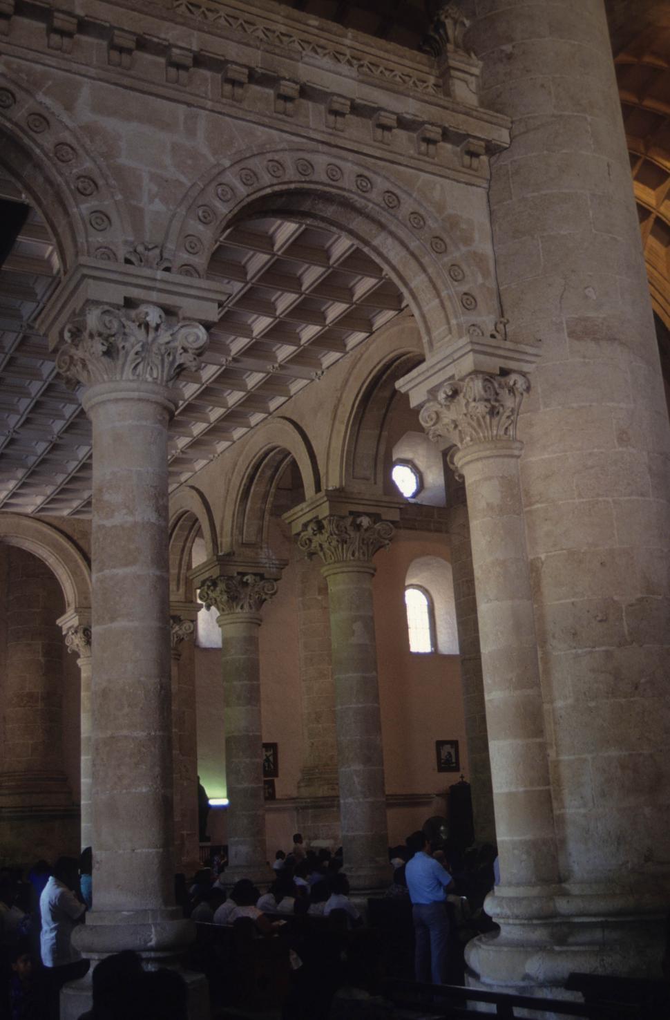 Free Image of Cathedral interior 