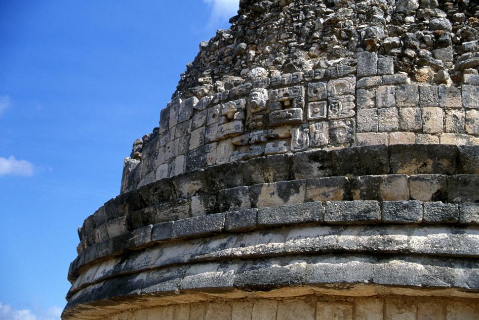 Free Image of Mayan artwork 
