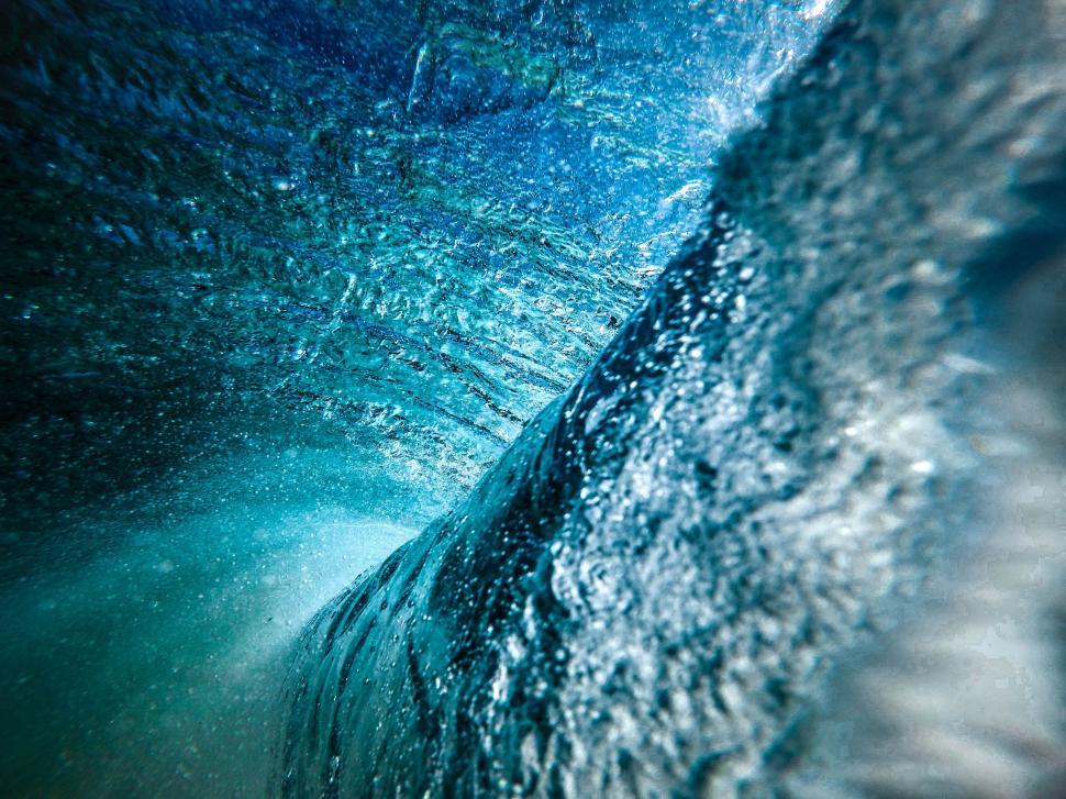 Free Image of Underwater wave curling overhead 