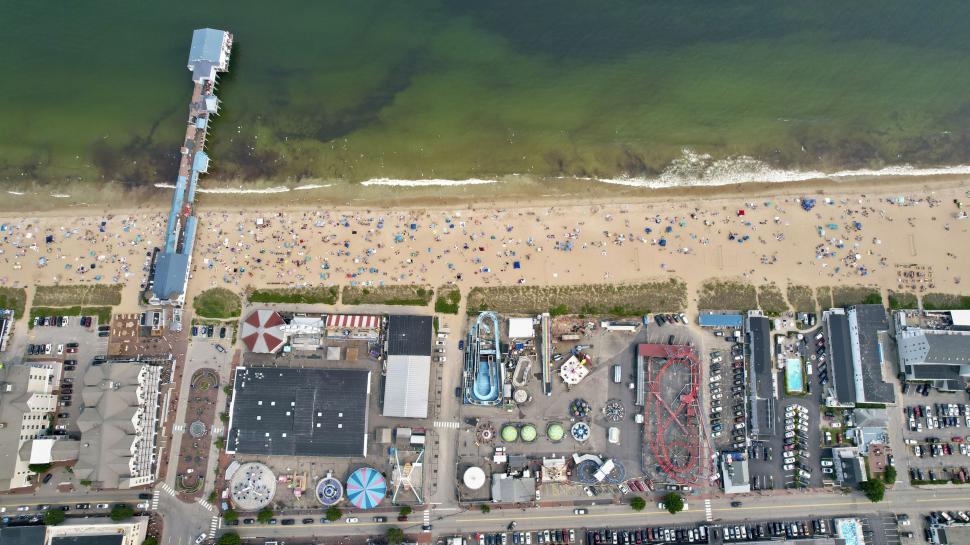 Free Image of Aerial view of beachside amusement park 