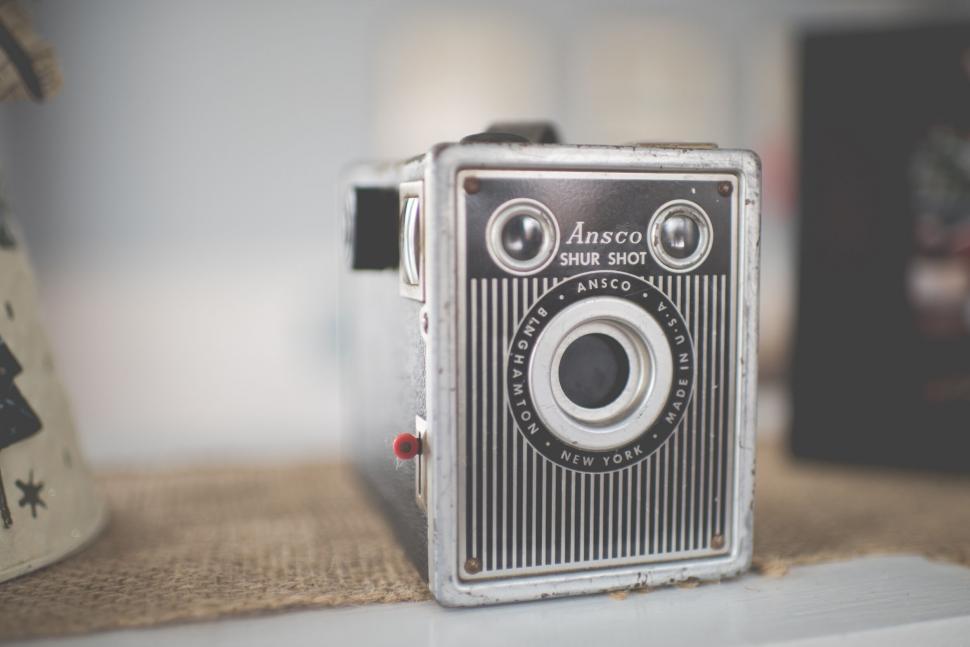 Free Image of Vintage Ansco Shur Shot camera on shelf 
