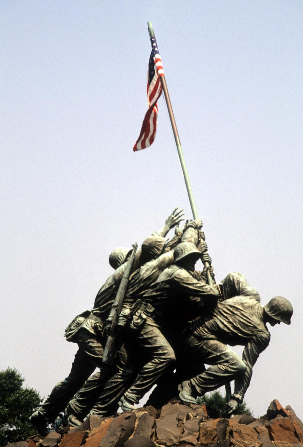 Free Image of The United States Marine Memorial 