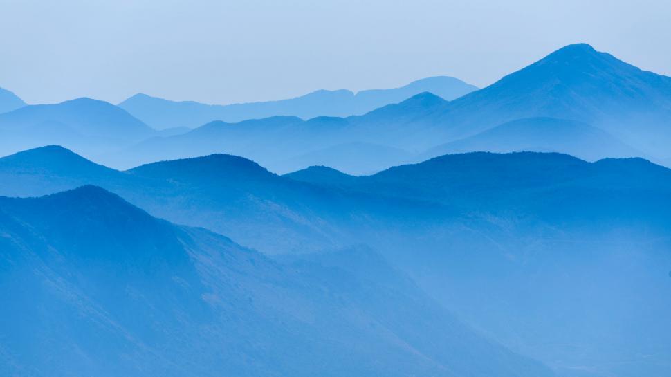 Free Image of Peaceful blue ridge mountains with layers in the distance. 