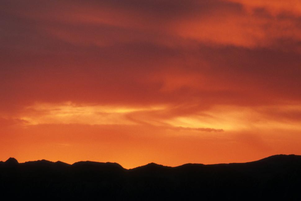 Free Image of Red orange sunset 