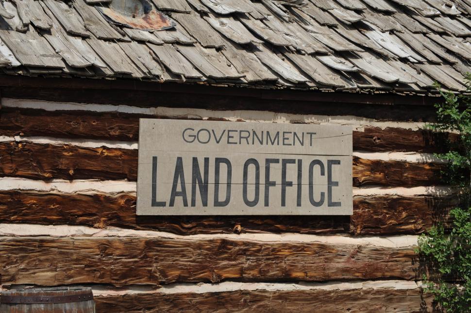 Free Image of Government land office 
