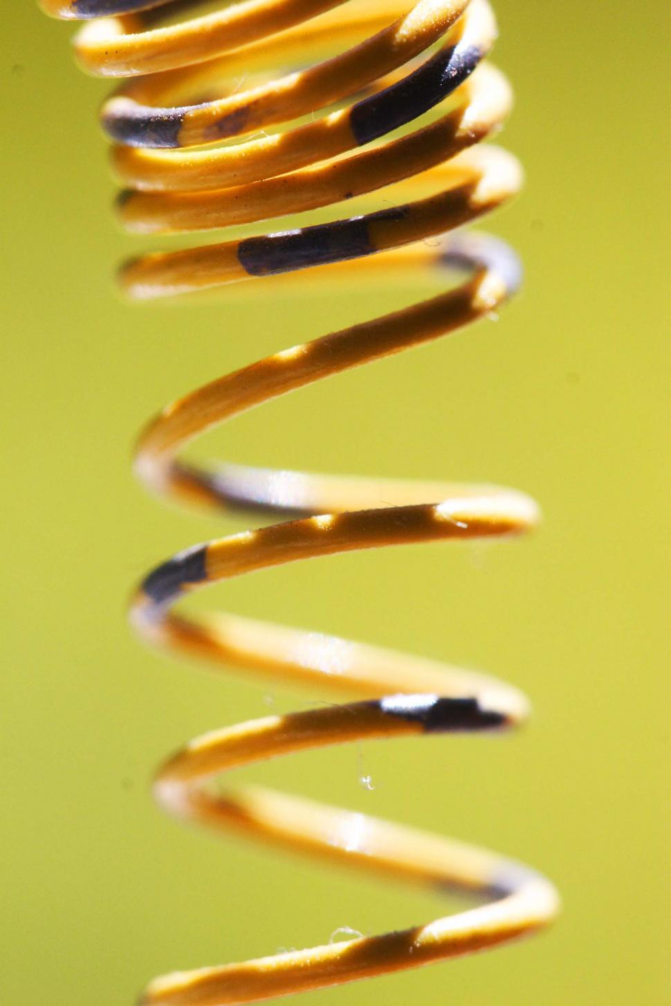 Free Image of Coil of wire 