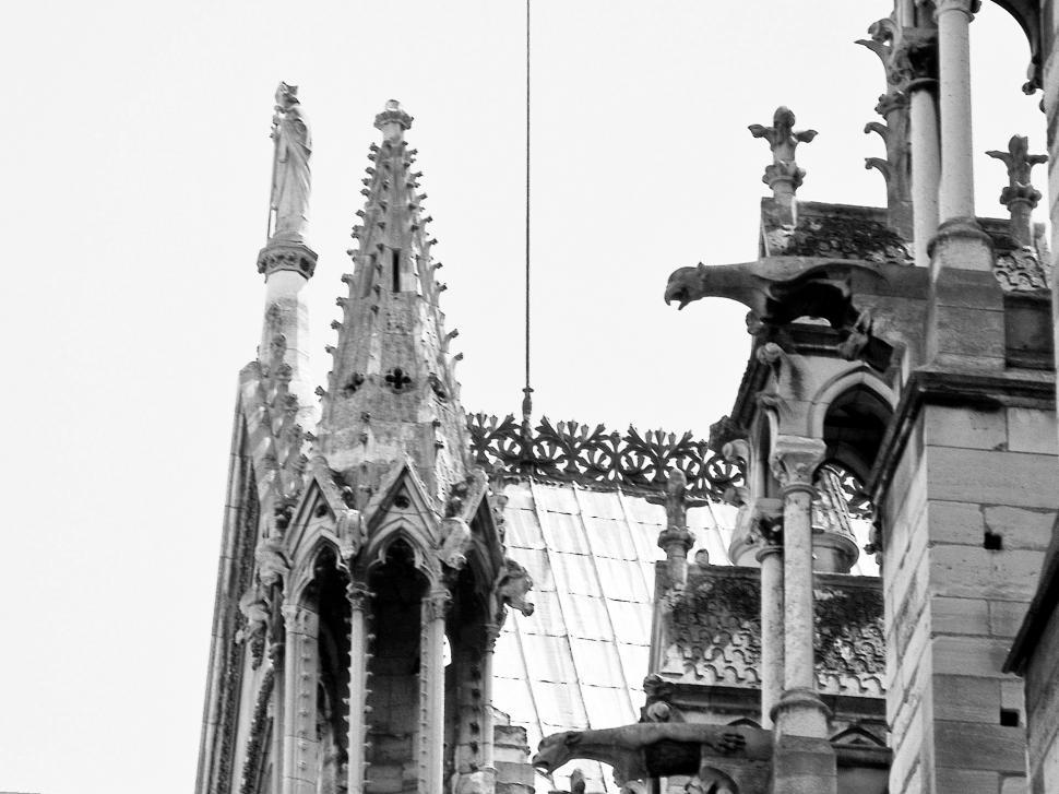 Free Image of Notre Dame de Paris 
