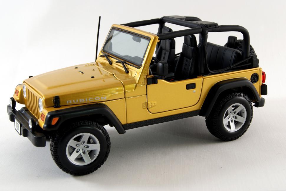 Free Image of Tot Jeep 