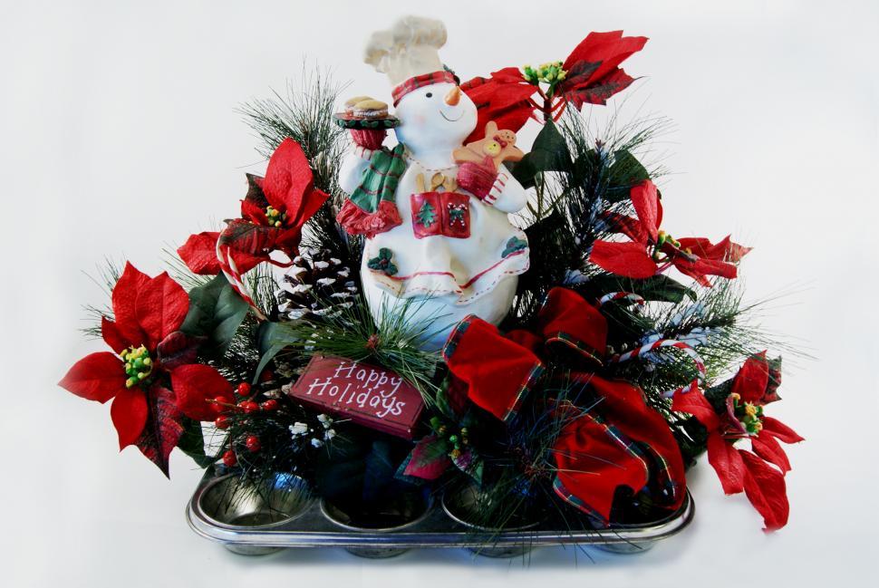 Free Image of Tray With Teddy Bear and Christmas Decorations 