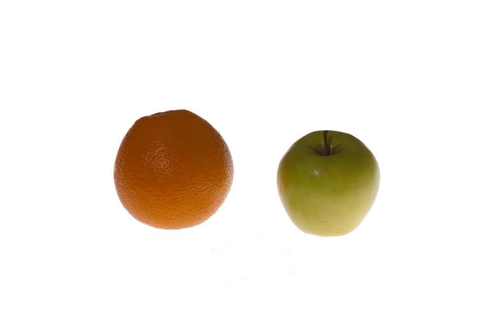 Free Image of Apple and Orange 