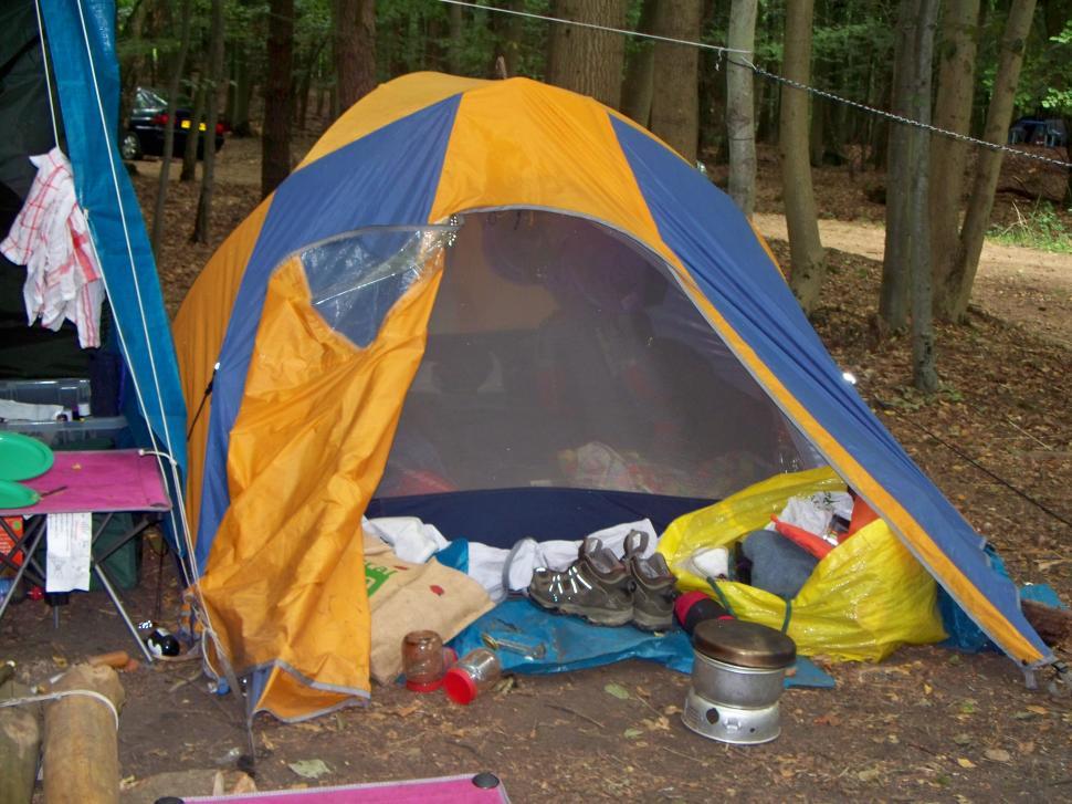 Free Image of Campsite and Tent 