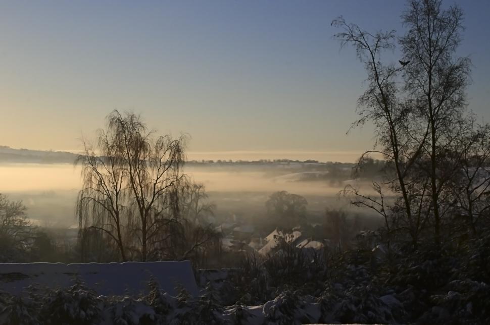 Free Image of misty moring 
