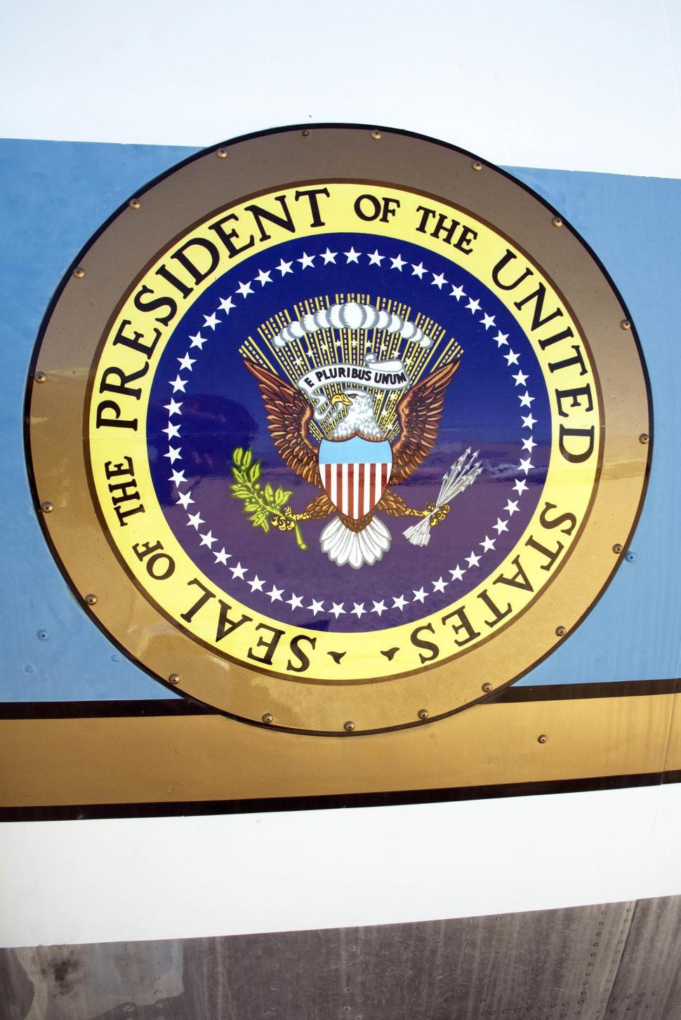 Free Image of airforce one - presidential seal 