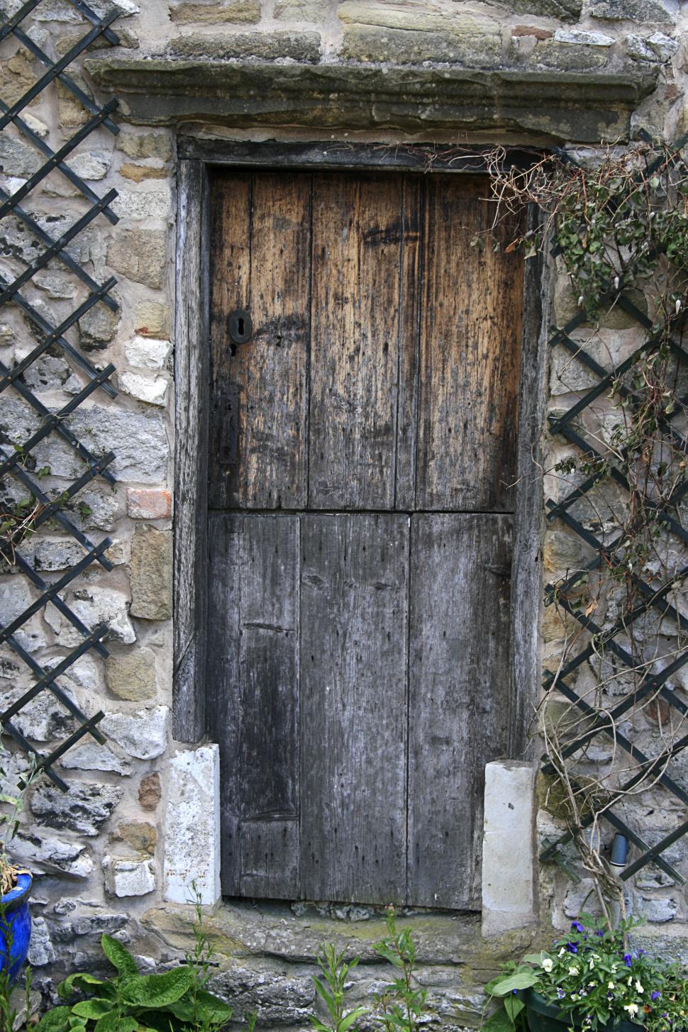 Free Image of old door 