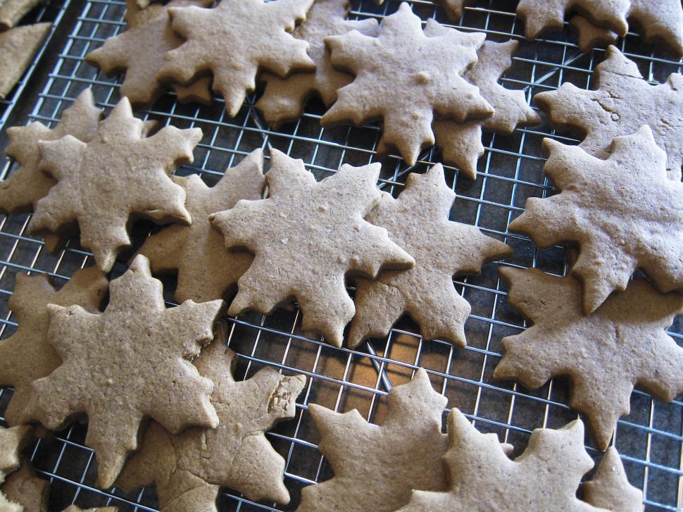 Free Image of snow flake cookies 