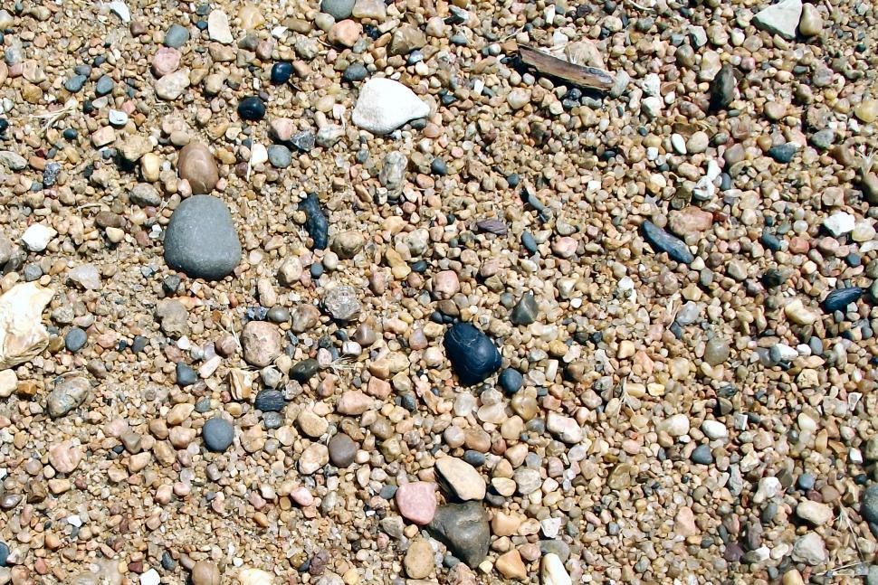 Free Image of Small river gravel and multi-colored dry river sand 
