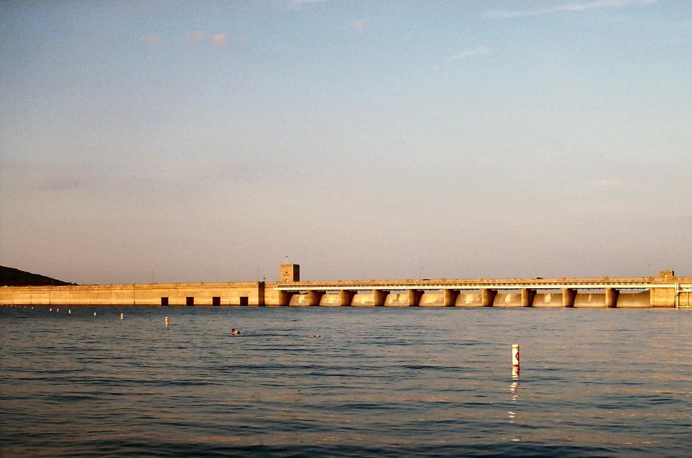 Free Image of lake of the ozarks dam with bridge roadway across the top 