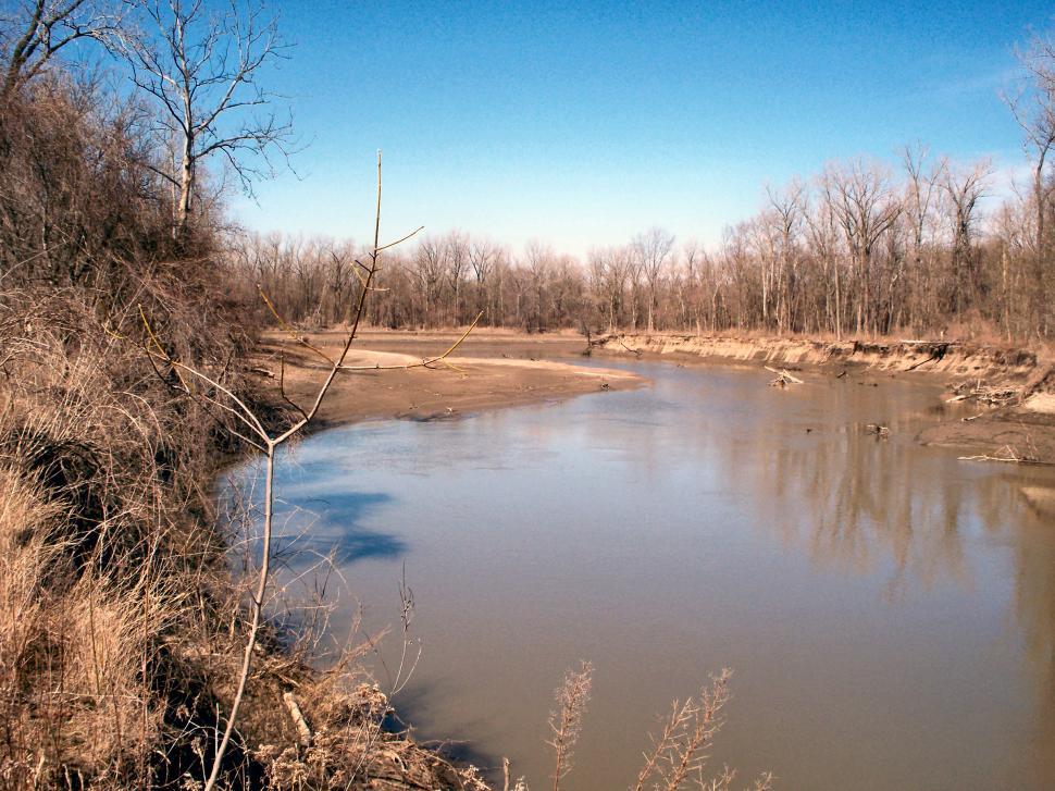 Free Image of Muddy Missouri River Nearly Dried-up 