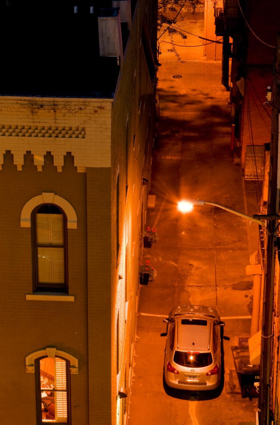 Free Image of street at night 