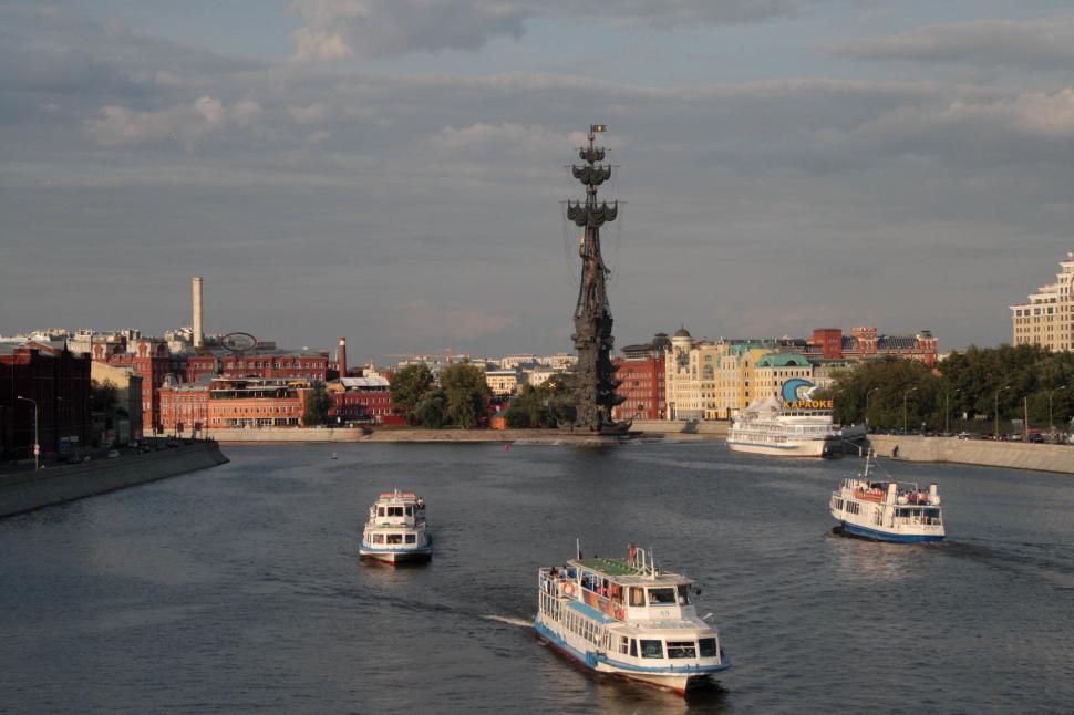 Free Image of Moskva River 