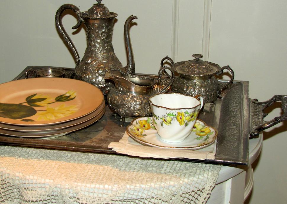 Free Image of Tray With Plate, Cups, and Saucers 