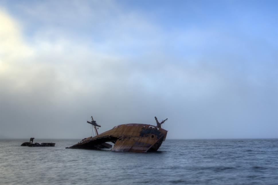 Free Image of Shipwreck 