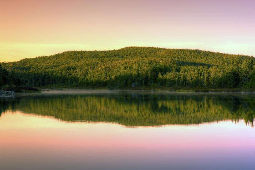 Free Image of Lake Reflection 