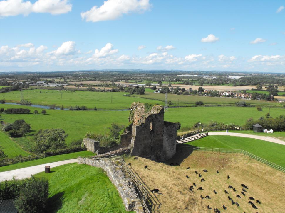 Free Image of Castle Countryside 