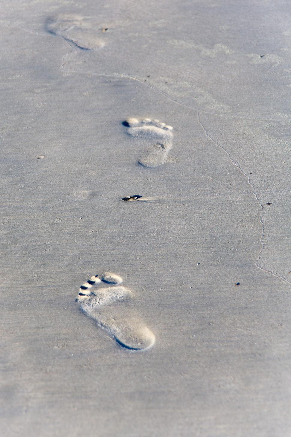 Free Image of Footsteps 